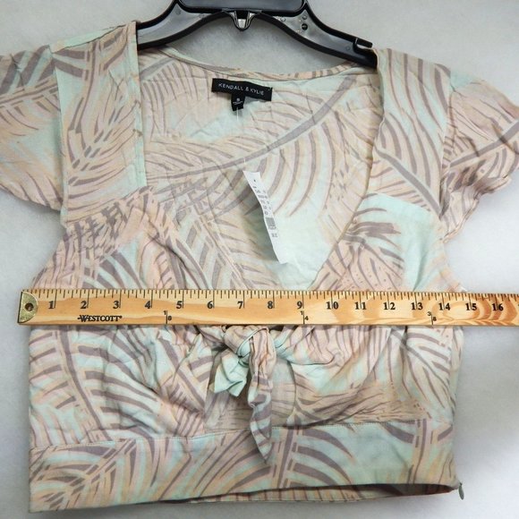Kendall & Kylie PacSun Womens Hawaiian Print Tie Front Crop Top Size XS - Picture 4 of 10